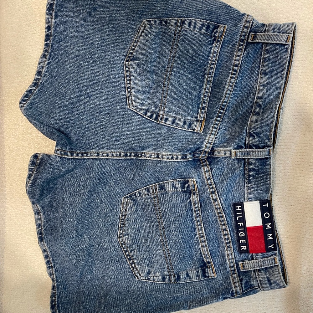 Tommy Hilfiger Jean shorts size 12! - Picture 3 of 3